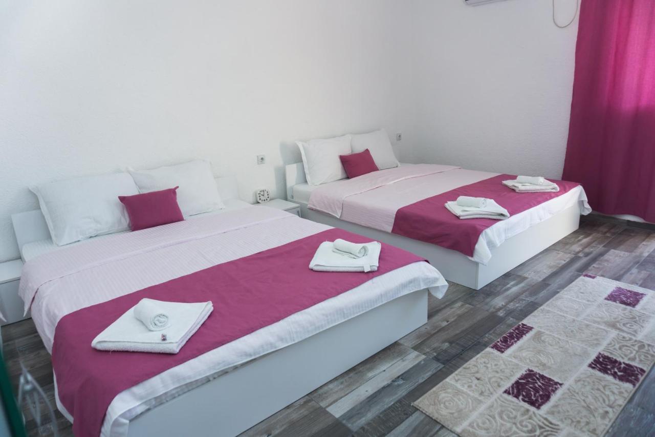 Bed & Breakfast Delikates Stojakovo エクステリア 写真